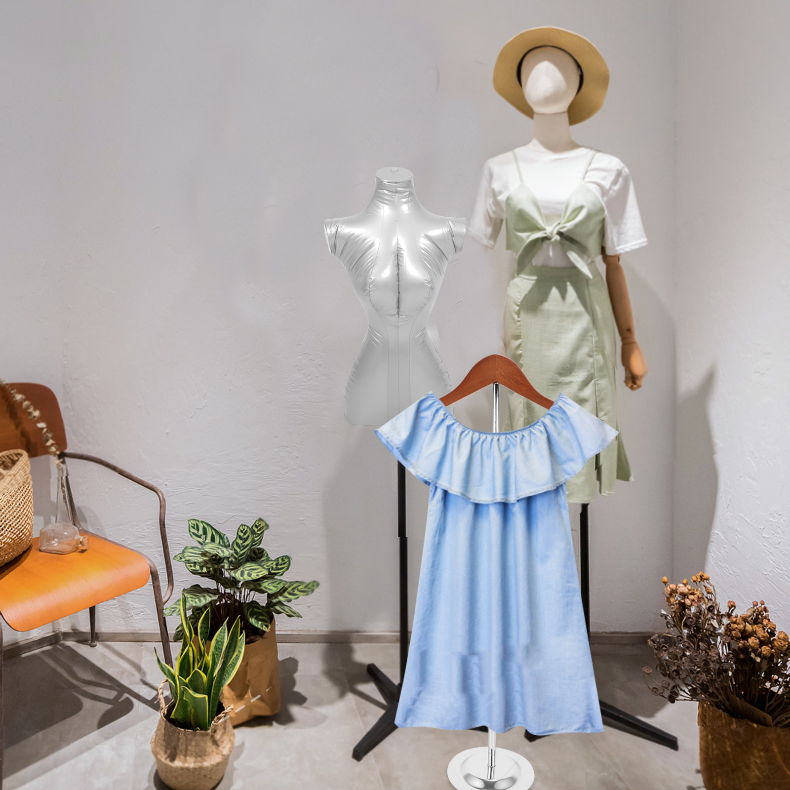T-förmiger Kleiderständer mit  – Baby Clothing Stores Bewertung und Preis