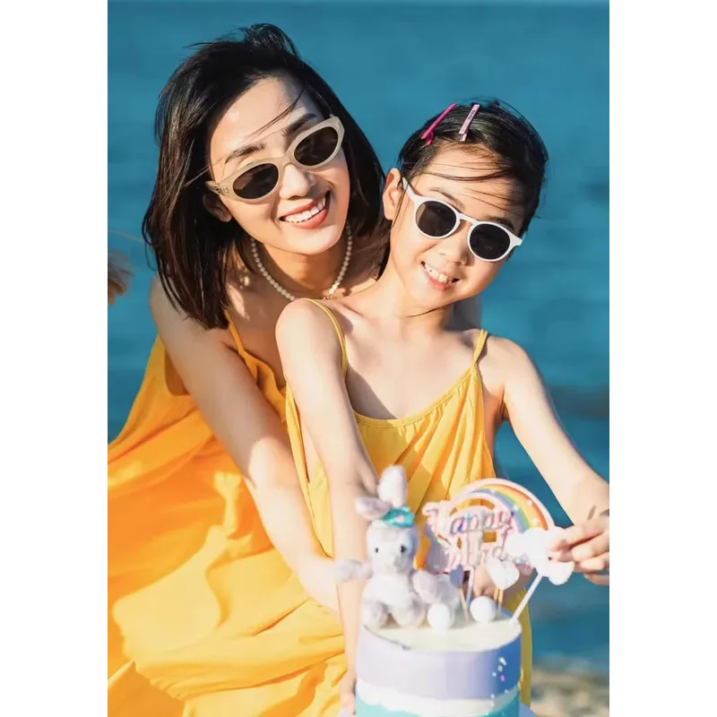 Passendes Strandkleid für Mutt – Baby Yellow Clothing Women Bewertung und Preis